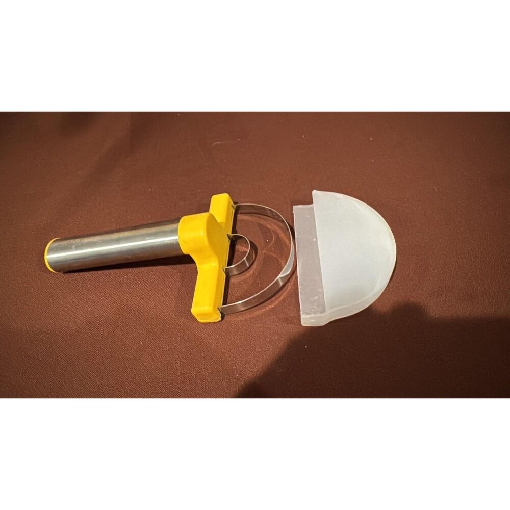 Pineapple Corer / Silver and Yellow Tool with Cover